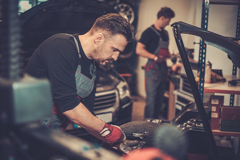 Streamlining Auto Shop Sales with Point of Sale Systems